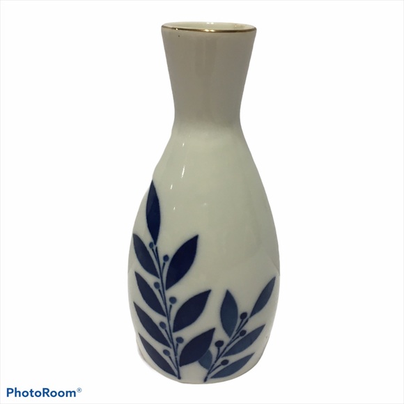 Japanese Gekkeikan Sake Bottle Laurel Leaves Japan - Picture 11 of 12